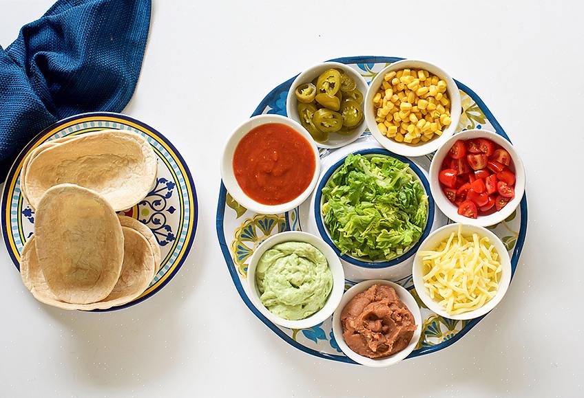 Une soirée taco est le moment idéal pour incorporer votre amour des couleurs vives