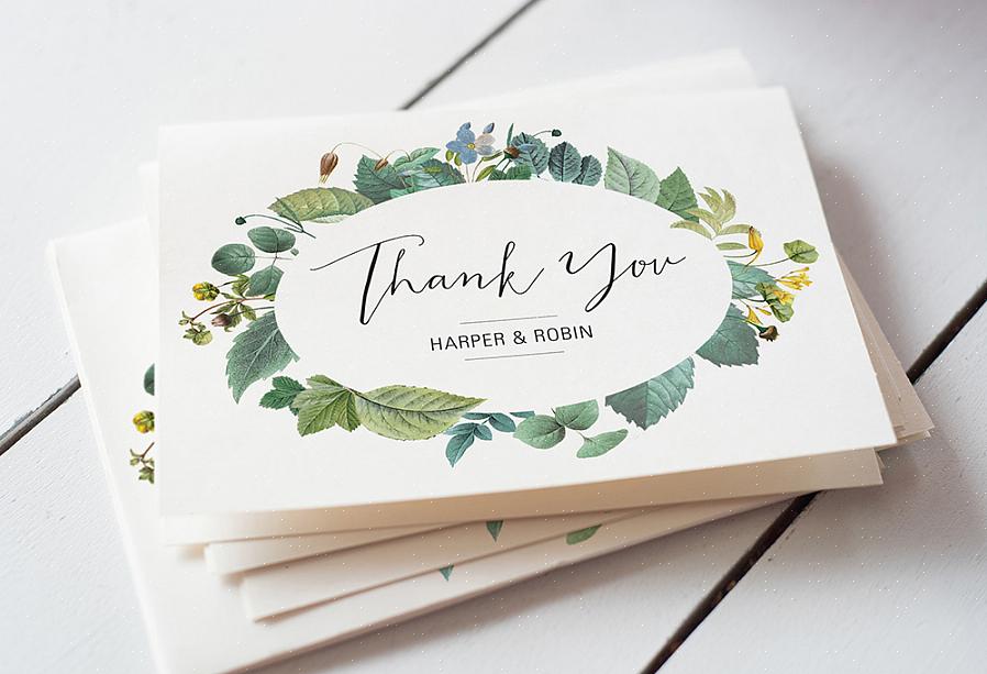 La plupart des mariés savent envoyer des cartes de remerciement aux gens pour des cadeaux de mariage