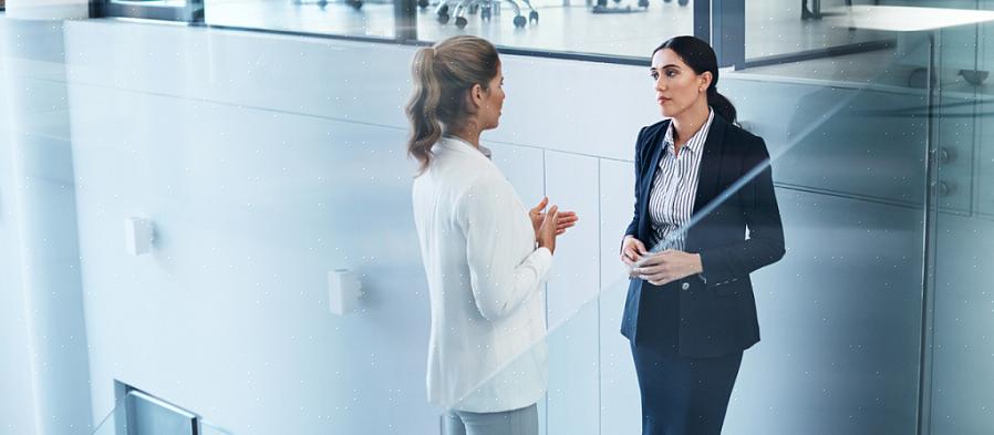 Si votre patron essaie de vous engager dans une situation amoureuse