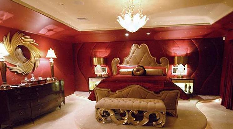 Une autre alternative est d'utiliser du rouge dans les meubles ou une tête de lit comme cette jolie chambre