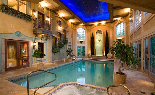La piscine intérieure de Hearst Castle est peut-être l'une des plus belles piscines intérieures