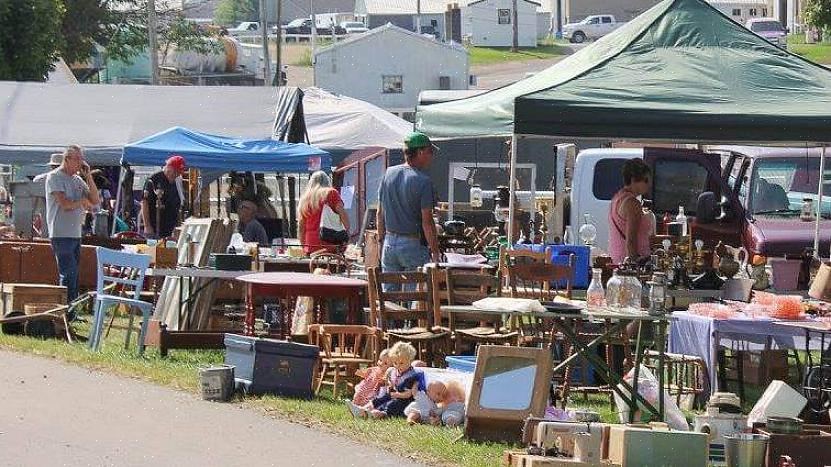 Scott Antique Markets organise des expositions mensuelles d'antiquités à Columbus