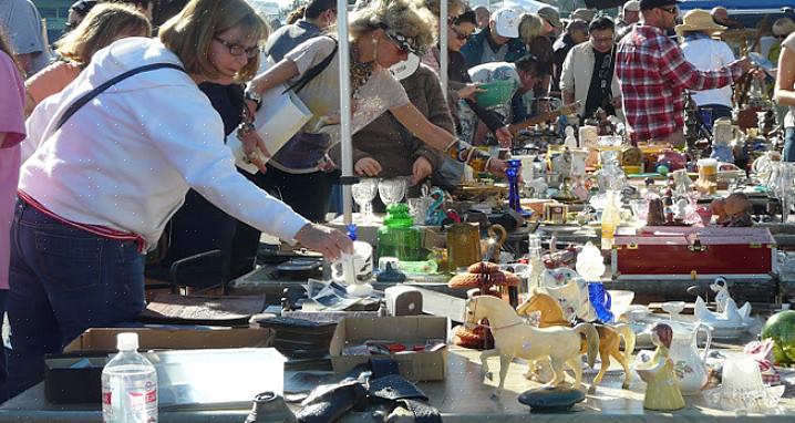 Profitez de 20 acres de chasse au trésor chaque mois au marché d'antiquités de Long Beach