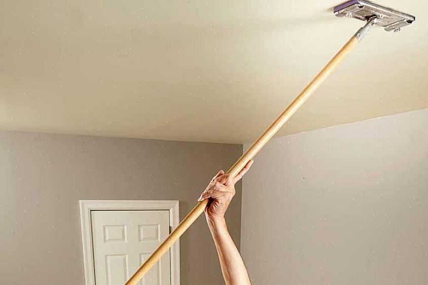 Il existe plusieurs façons de rendre votre projet de peinture de plafond aussi fluide que possible