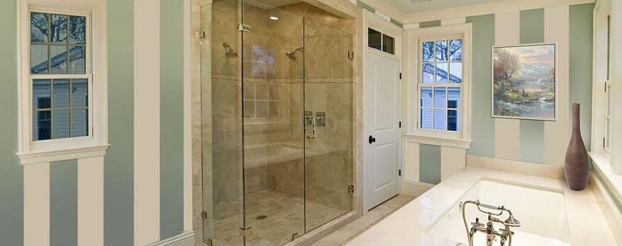 Une enceinte de baignoire en verre pourrait être votre juste milieu