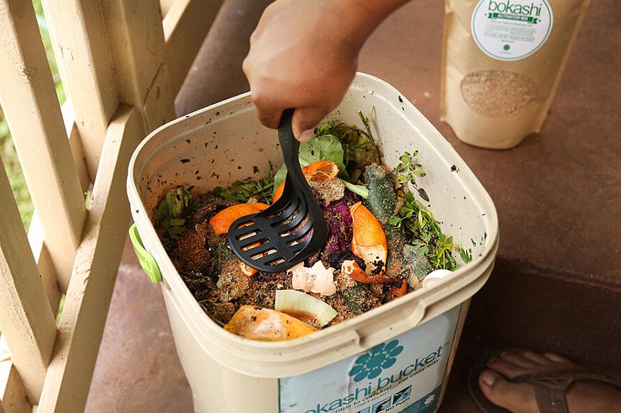 Le compostage Bokashi est catégoriquement différent des autres formes de compostage car il s'agit d'un