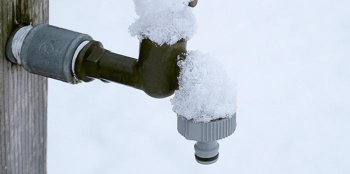 Pour empêcher un robinet standard (non résistant au gel) de geler